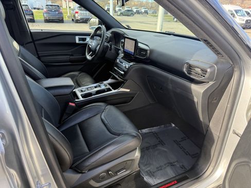 Certified 2020 Ford Explorer ST image 13