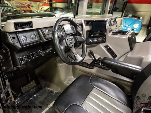 Used 2001 HUMMER H1 4-Door Wagon image 12