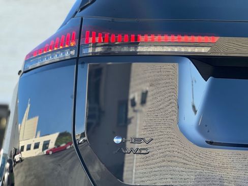 New 2026 Toyota RAV4 XSE image 10