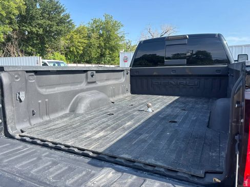 Used 2019 GMC Sierra 3500 Denali w/ Duramax Plus Package AWD/4WD image 9