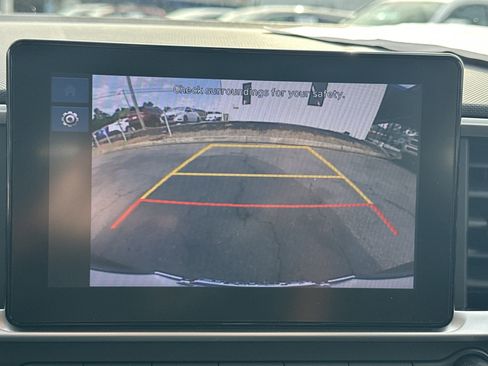 Used 2023 Hyundai Venue SEL w/ Cargo Package FWD image 33