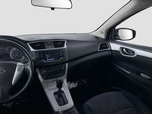 Used 2015 Nissan Sentra SV w/ Cold Weather Package FWD image 27