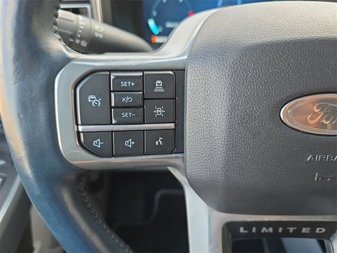 Used 2024 Ford F250 Limited image 15