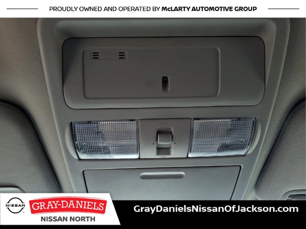 Used 2019 Nissan Titan SV RWD image 21