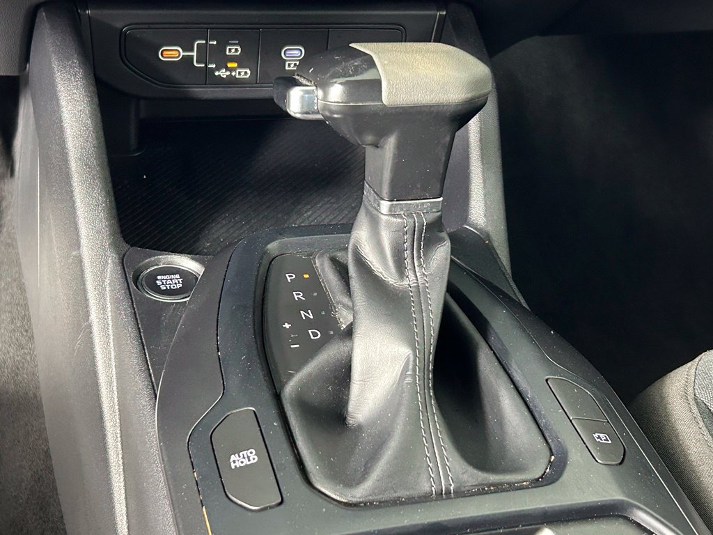 Used 2025 Kia K4 FWD image 21