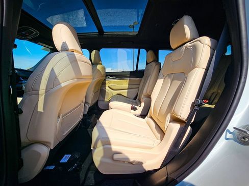 New 2026 Jeep Grand Cherokee L Limited AWD/4WD image 29