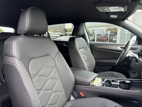 New 2026 Volkswagen Atlas Cross Sport SE image 26