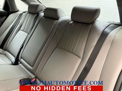 Used 2018 Honda Accord EX-L image 16