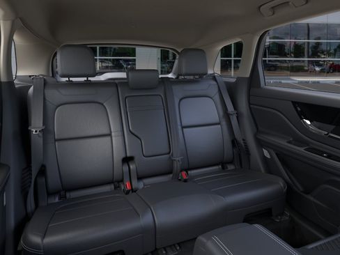 New 2026 Lincoln Corsair Premiere FWD image 11
