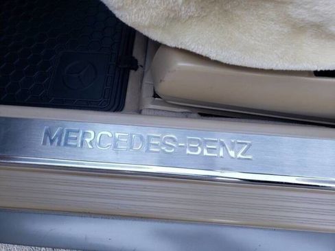 Used 1993 Mercedes-Benz 300 SD Sedan image 21