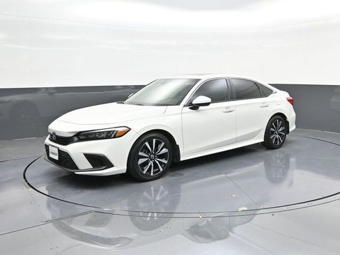 Certified 2024 Honda Civic EX image 1