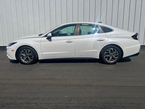 Used 2022 Hyundai Sonata SEL w/ Preferred Accessory Package image 3