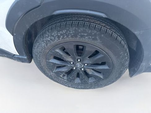 Used 2023 Subaru Outback Onyx Edition image 17