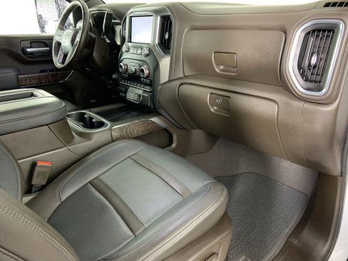 Used 2022 GMC Sierra 3500 Denali w/ Denali Ultimate Package image 31