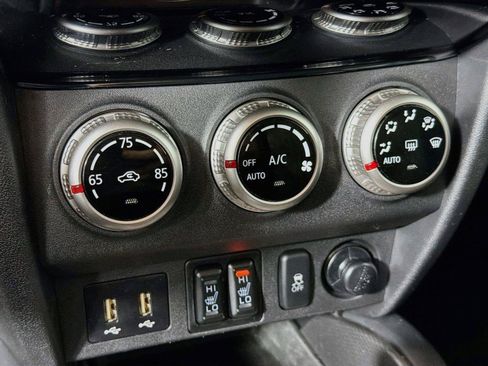 Used 2025 Mitsubishi Outlander Sport LE AWD/4WD image 21