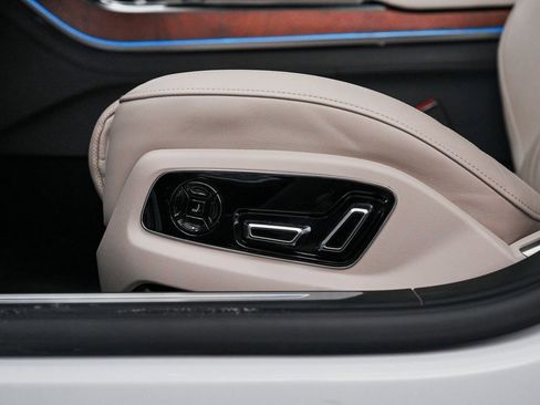 Used 2023 Audi A8 L 3.0T w/ Luxury Package image 31