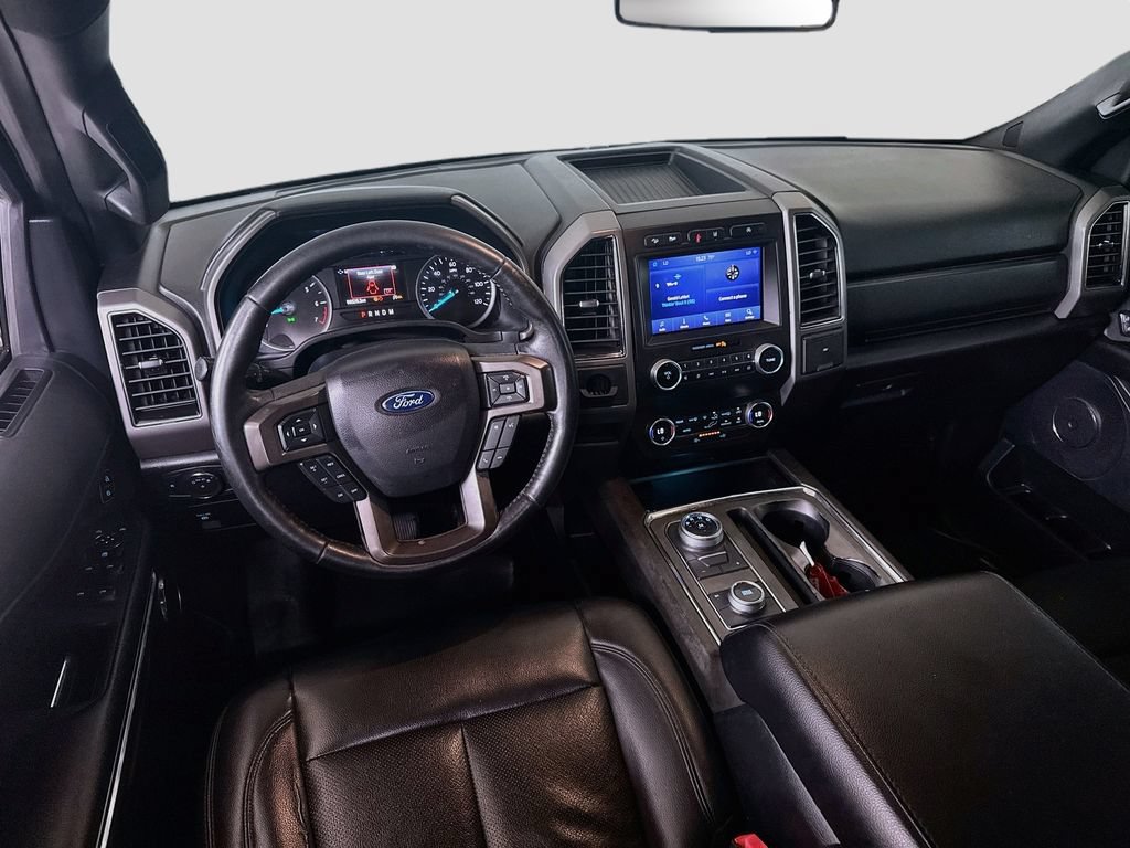 Used 2020 Ford Expedition XLT w/ Equipment Group 201A AWD/4WD image 23