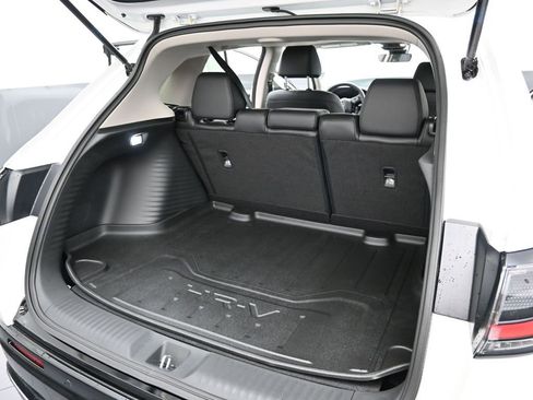 Used 2026 Honda HR-V EX-L image 10