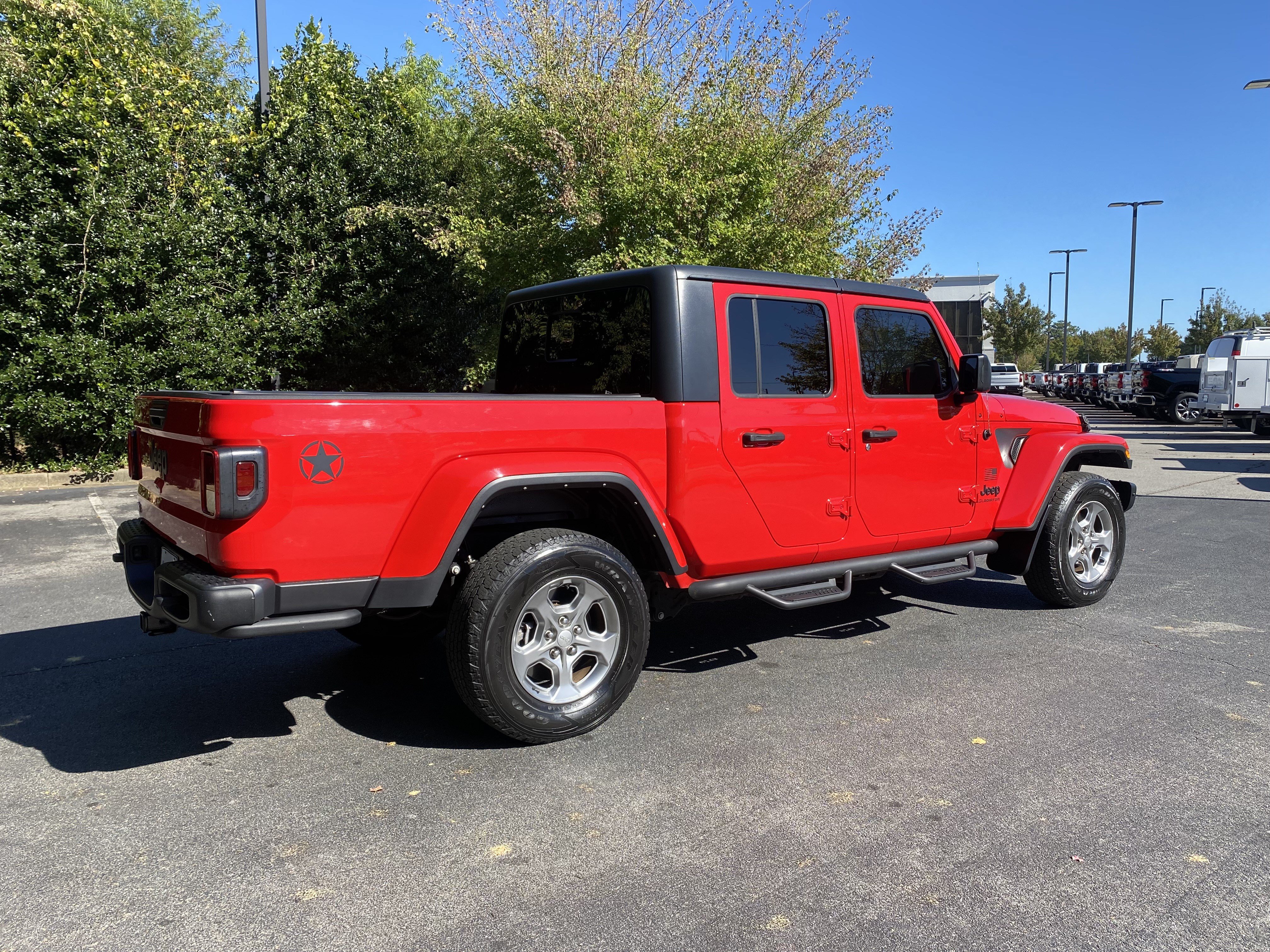Used 2021 Jeep Gladiator Sport AWD/4WD image 9