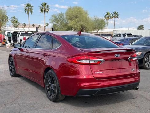 Used 2019 Ford Fusion SE w/ Equipment Group 151A FWD image 6