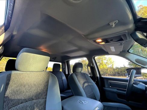 Used 2019 RAM 1500 Classic Warlock image 23