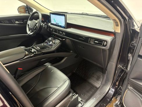 Used 2023 Lincoln Nautilus Reserve w/ Equipment Group 201A AWD/4WD image 98