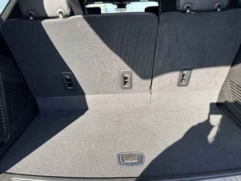 Certified 2024 Chevrolet Tahoe High Country w/ Advanced Technology Package image 25