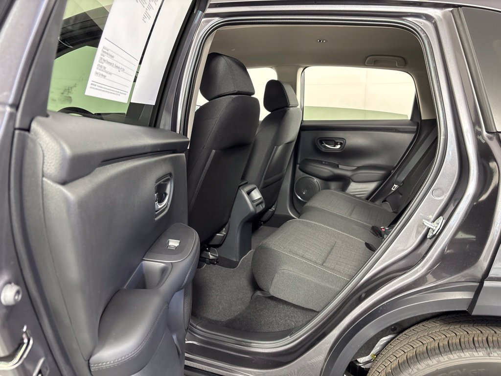Used 2027 Honda HR-V LX image 24