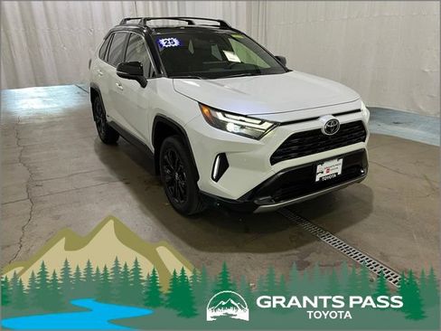 Certified 2025 Toyota RAV4 XSE w/ Advanced Technology Package AWD/4WD image 1