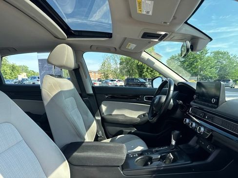 Used 2023 Honda Civic EX image 17