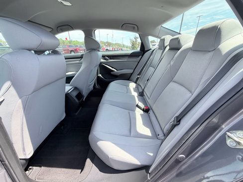 Used 2018 Honda Accord LX image 25