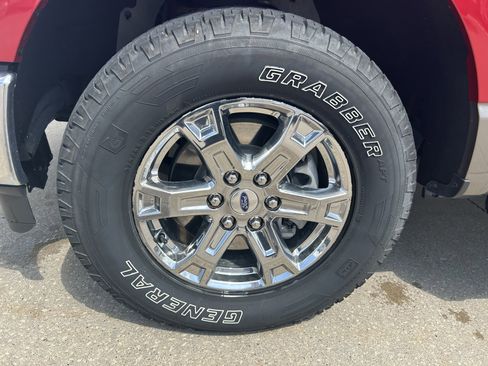 Used 2021 Ford F150 Lariat AWD/4WD image 12