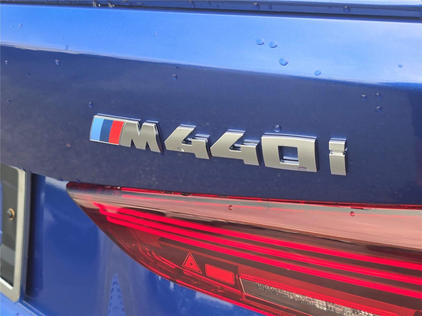 Used 2026 BMW M440i Coupe RWD image 9