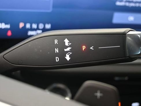 Used 2024 Buick Envision Preferred AWD/4WD image 21