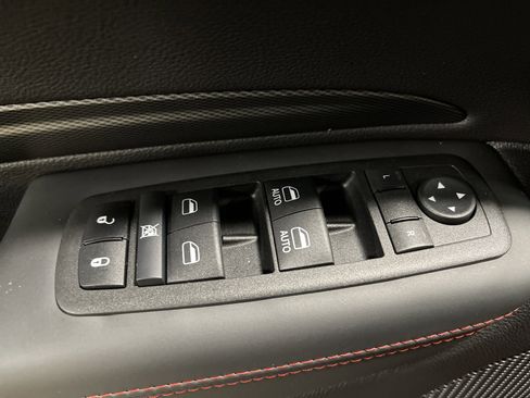 Used 2024 Dodge Durango GT image 9