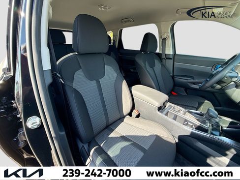 New 2026 Kia Sorento LX image 14