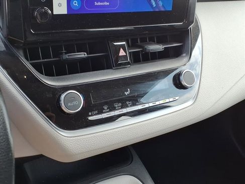 Used 2023 Toyota Corolla LE w/ LE Convenience Package image 24