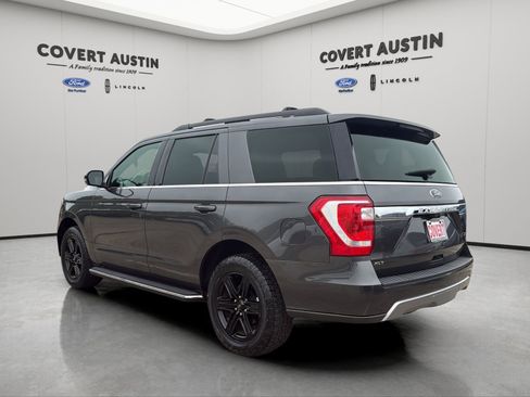 Used 2021 Ford Expedition XLT RWD image 3