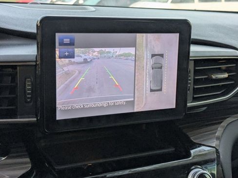 Used 2021 Ford Explorer Limited w/ Equipment Group 301A image 10