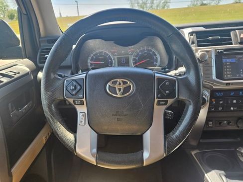Used 2017 Toyota 4Runner Limited image 14
