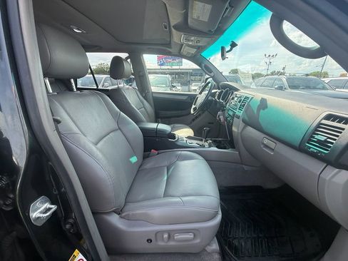 Used 2008 Toyota 4Runner SR5 RWD image 23