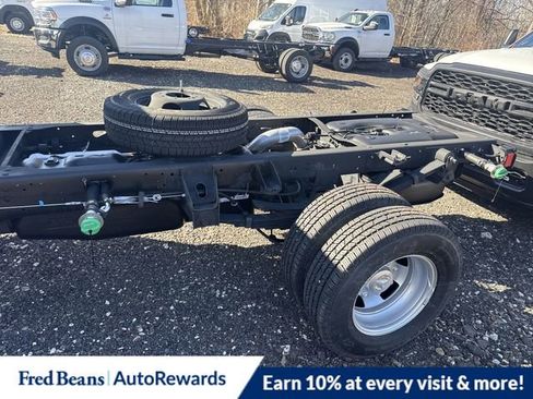 New 2024 RAM 3500 Tradesman image 21