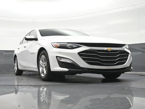 Used 2024 Chevrolet Malibu LS FWD image 29