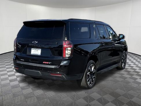 Used 2023 Chevrolet Suburban RST AWD/4WD image 6