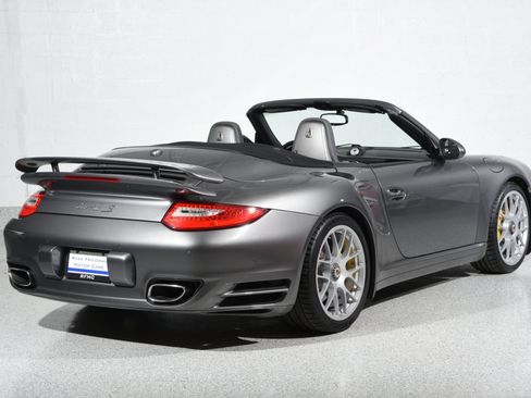 Used 2011 Porsche 911 Turbo S AWD/4WD image 4