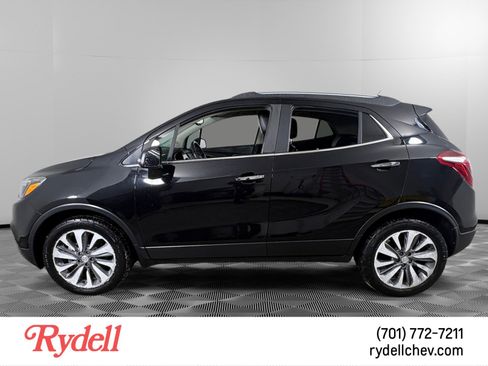 Used 2018 Buick Encore Preferred image 2