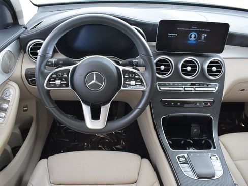 Used 2023 Mercedes-Benz GLC 300 4MATIC Coupe image 16