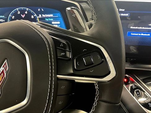 Used 2025 Chevrolet Corvette Stingray Coupe w/ 1LT image 16