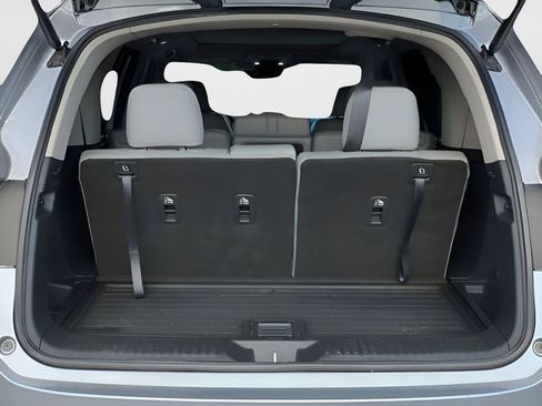 Used 2024 Honda Pilot Touring image 28