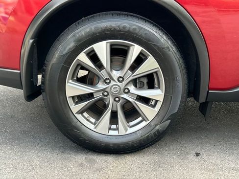 Used 2017 Nissan Murano SV AWD/4WD image 28